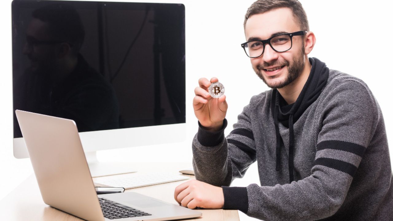 Tech Geek Nelson by Nelson Torres